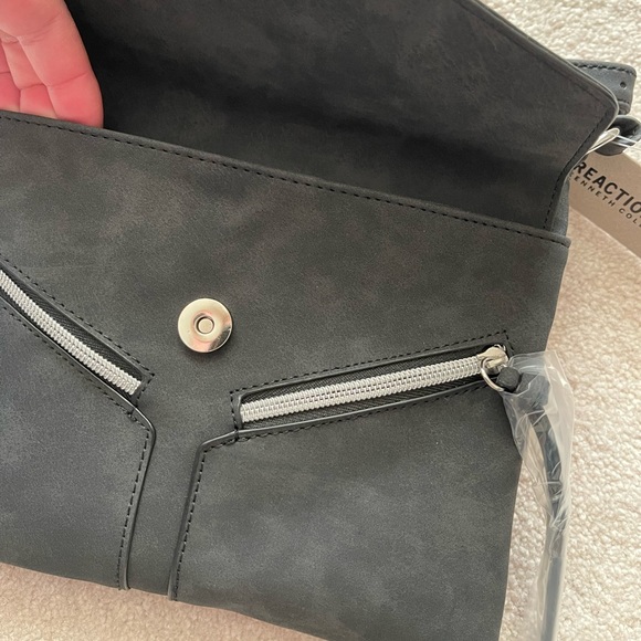 Kenneth Cole Columbus Mid Crossbody Black Handbag NWT Purse - Picture 4 of 7